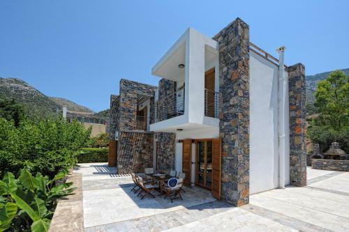 Manolioudis Villas