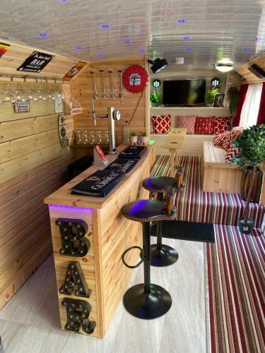 Double Decker Bus