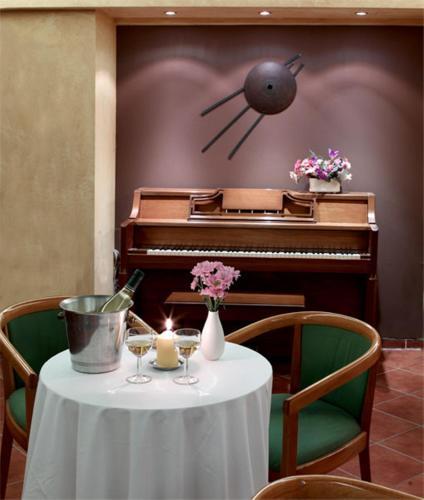 Platon Hotel