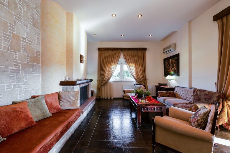 Villa Aurora