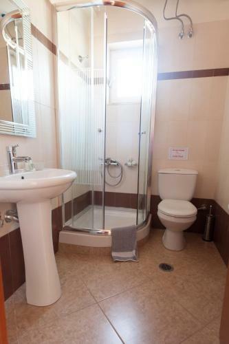 Hostal Iliothea