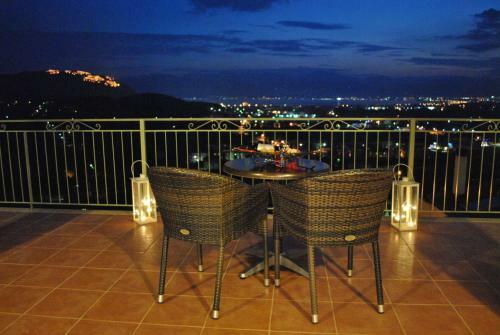 Hostal Iliothea