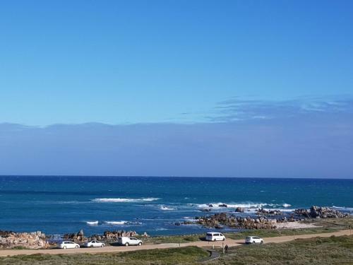 Hostal 4 On Hoffman Seaview