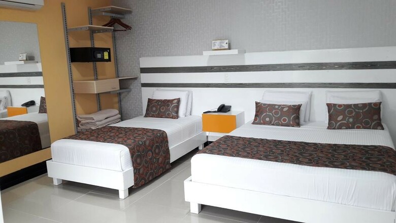 Hotel Genova Prado