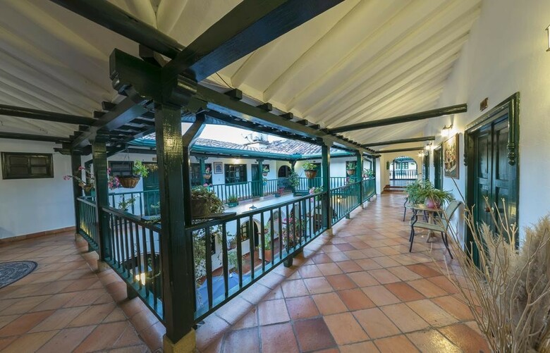 Hostal La Roca Plaza Principal
