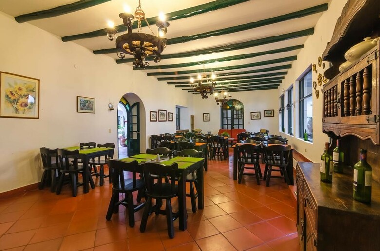 Hostal La Roca Plaza Principal