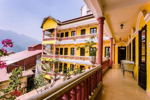 Auberge Dang Trung Hotel