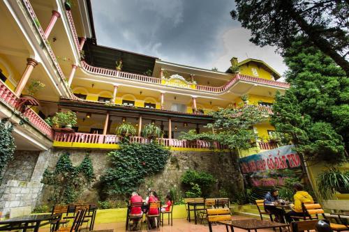 Auberge Dang Trung Hotel