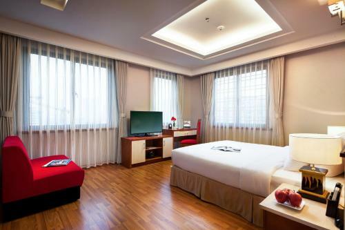 Luxeden Hotel