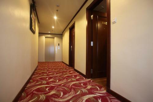 Sunny 3 Hotel