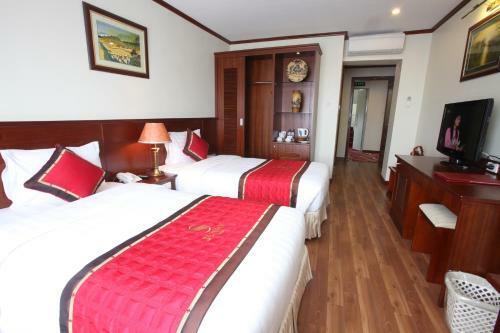 Sunny 3 Hotel