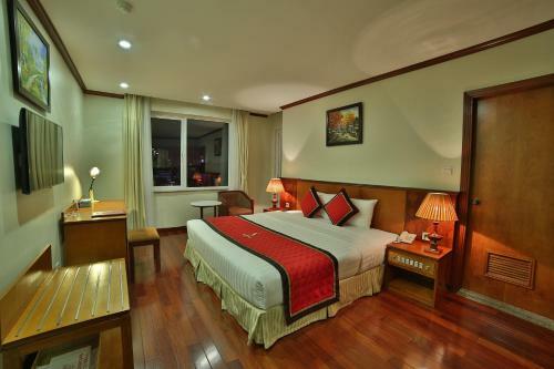 Sunny 3 Hotel