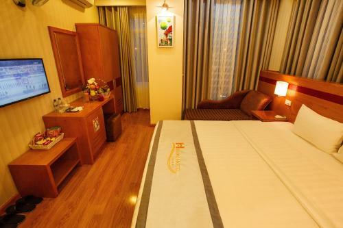 Home Hotel