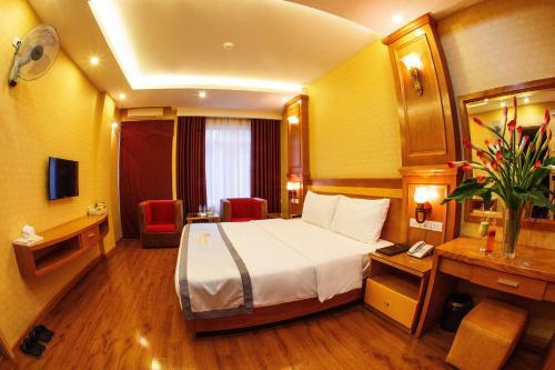 Home Hotel