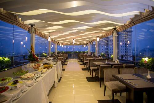 Park Side Sunline Hotel