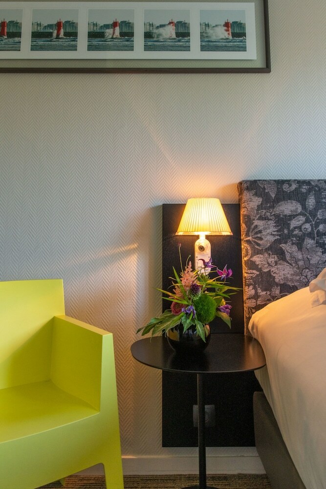 Saint Nicolas Hotel(.)