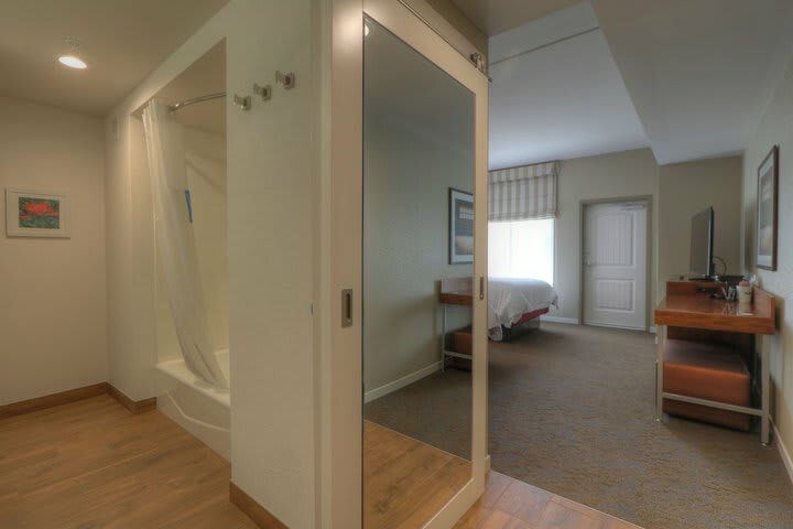 Garden Plaza Hotel