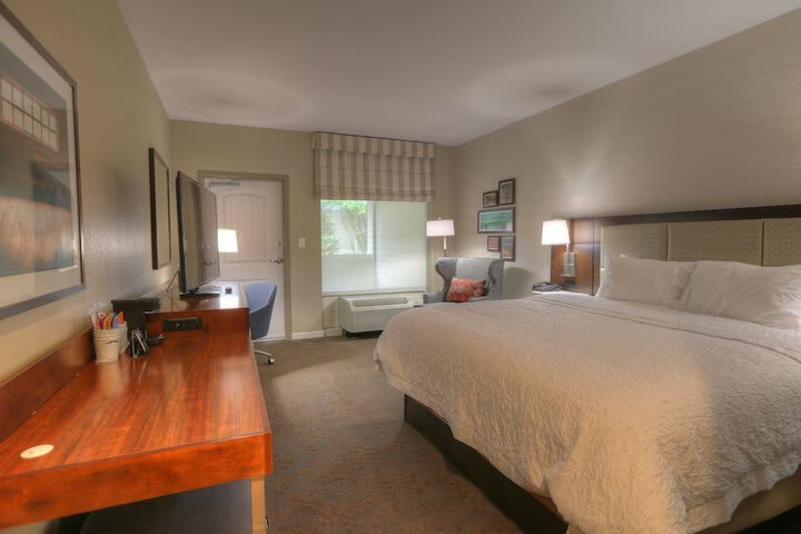 Garden Plaza Hotel