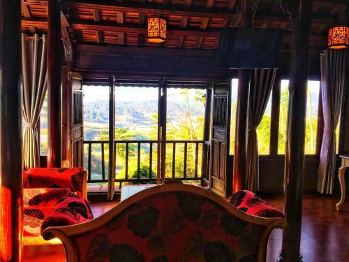 Hotel Osaka Village Dalat