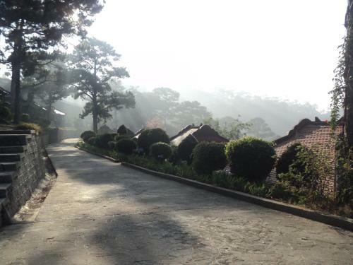 Hotel Osaka Village Dalat