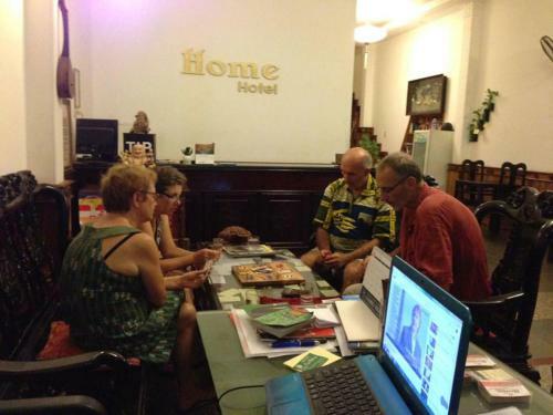 Hue Home Hotel