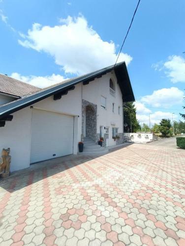 Studio Apartman Brleti?