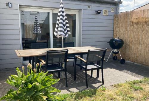 Maison Centre Ville Avec Jardin � 700m de La Plage