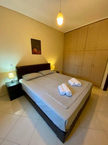 Quite, Fully Equipped Apartment In Artemis