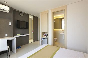 Green Peace Hotel