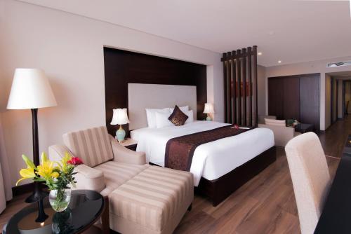 Minh Toan Galaxy Hotel