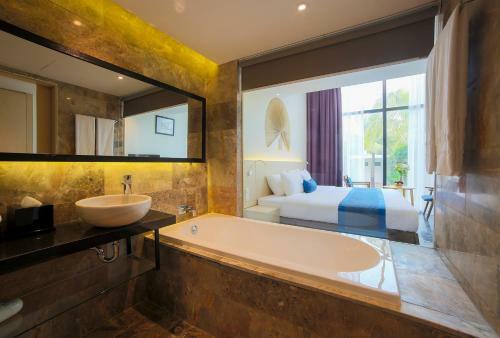 Hotel Temple Da Nang The Resort Experience