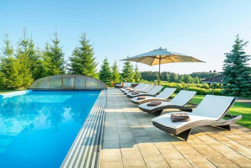 Villa Lakeland Residence