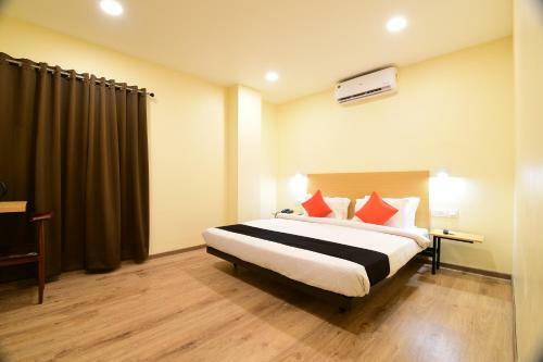 Hotel Ambika Grand