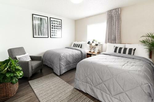 Hotel Intown Suites Extended Stay Indianapolis In - Post Drive