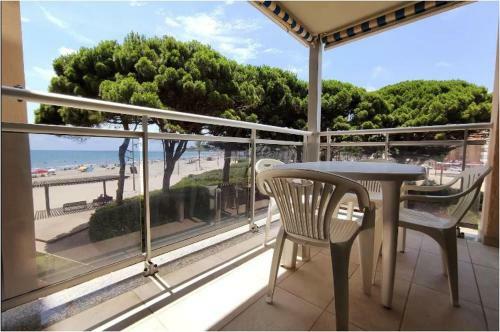 Apartamento Primer�sima L�nea La Pineda