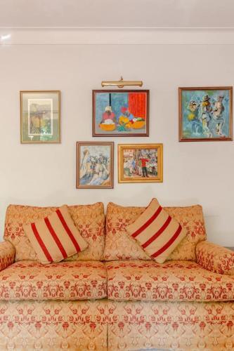 Stylish 2 Bedroom Apartment In Peaceful Richmond