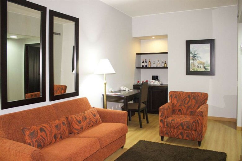 Hotel Internacional La Triada