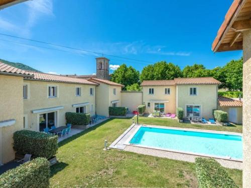 Domaine Des Fleurs 3