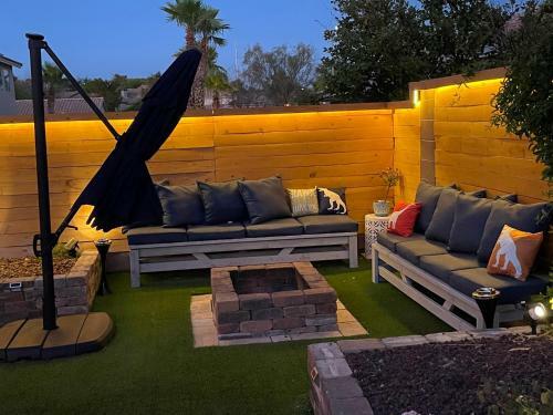 Gorgeous Henderson Home With Pool!