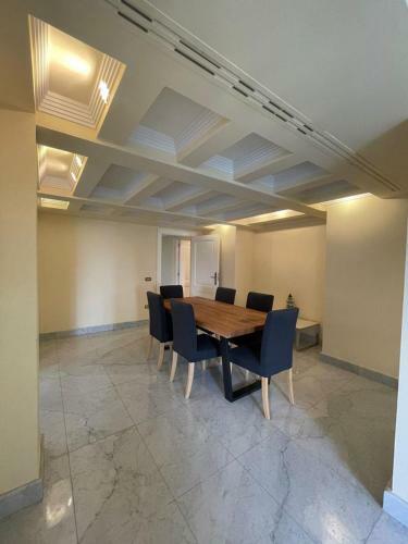 Apartamento Duplex 240 Metros En Paseo Pereda