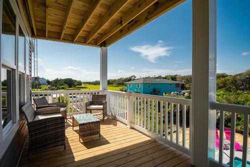 Sweet Sunshine By Oak Island Accommodations