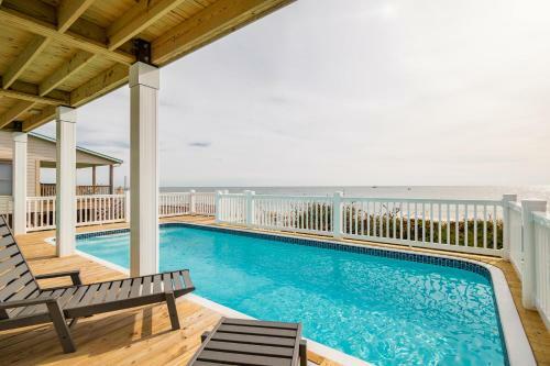 The Sandcastle By Oak Island Accommodations