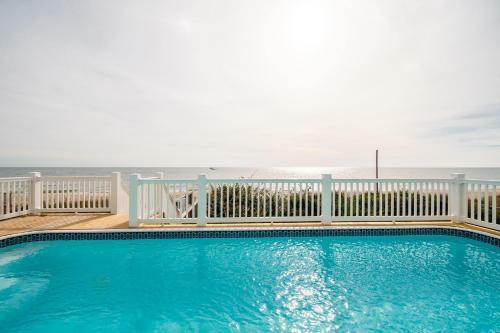 The Sandcastle By Oak Island Accommodations