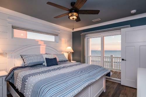 The Sandcastle By Oak Island Accommodations