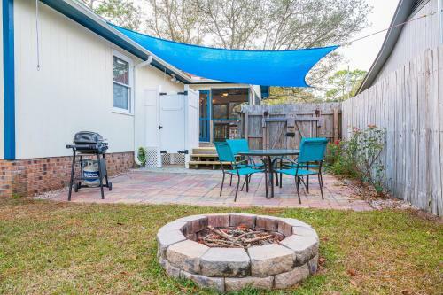 Island Hideaway By Oak Island Accommodations