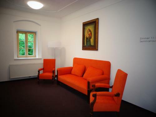 Hostal G�stehaus St. Anna