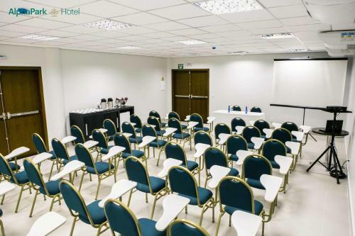 Alphapark Hotel