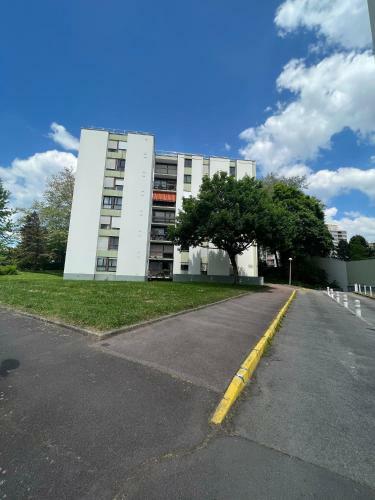 Apartamento Studio Calme Avec Balcon - Dabnb