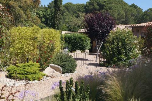 Hostal Room In Bb - Santa Giulia - Charming Bed And Breakfast With Breakfast Included 4