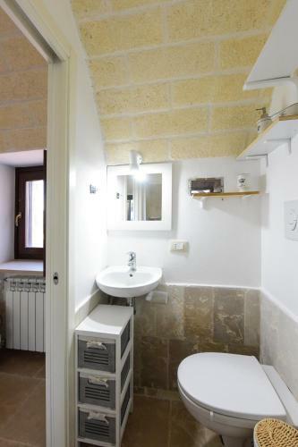 Villa Trulli Con Piscina Idromassaggio,riscaldata E Campo Da Calcetto
